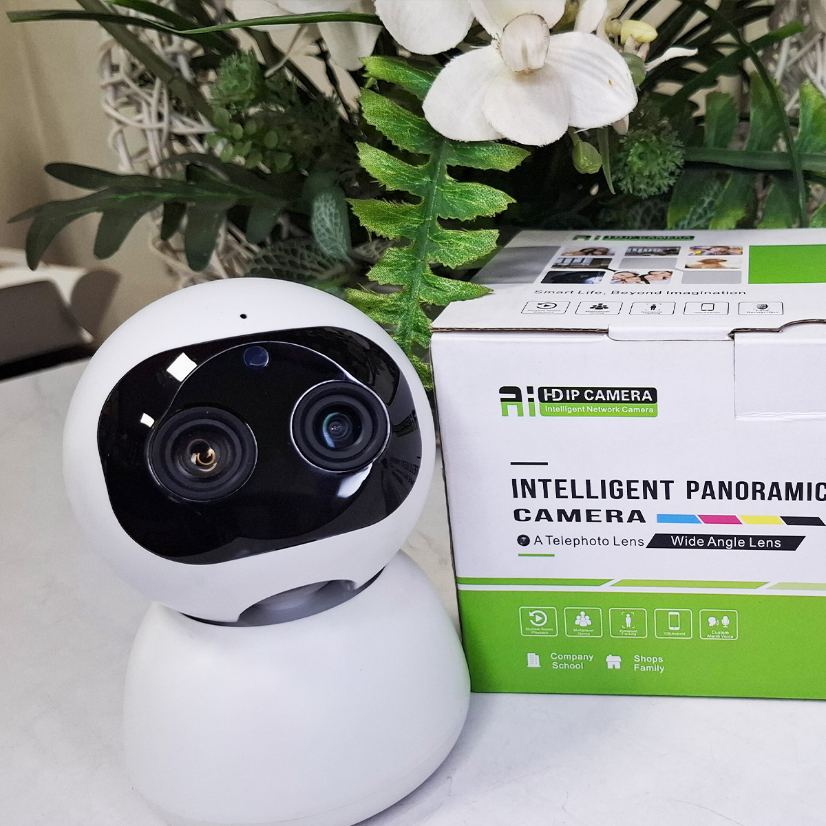 Camera Wifi Trong Nhà Với 1 Mắt Zoom 10X